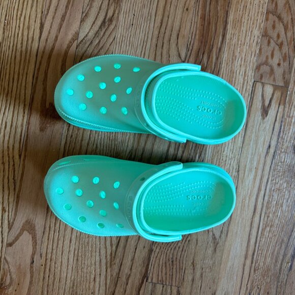 Mint Green Crocs Classic Bae Platform Clog Women's Size 8 - Picture 3 of 5